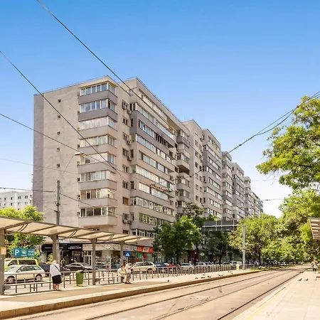 Piata Victoriei By Mrg * Bucarest