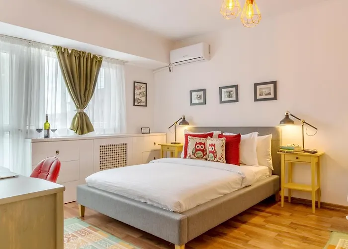 Piata Victoriei By Mrg * Bucureşti