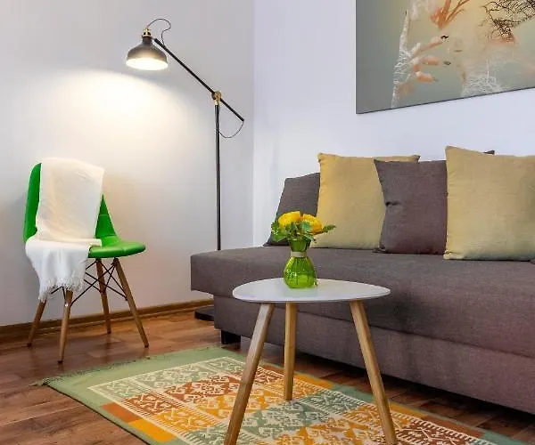 Piata Victoriei By Mrg Bucureşti