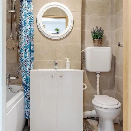 Piata Victoriei By Mrg Appartamento